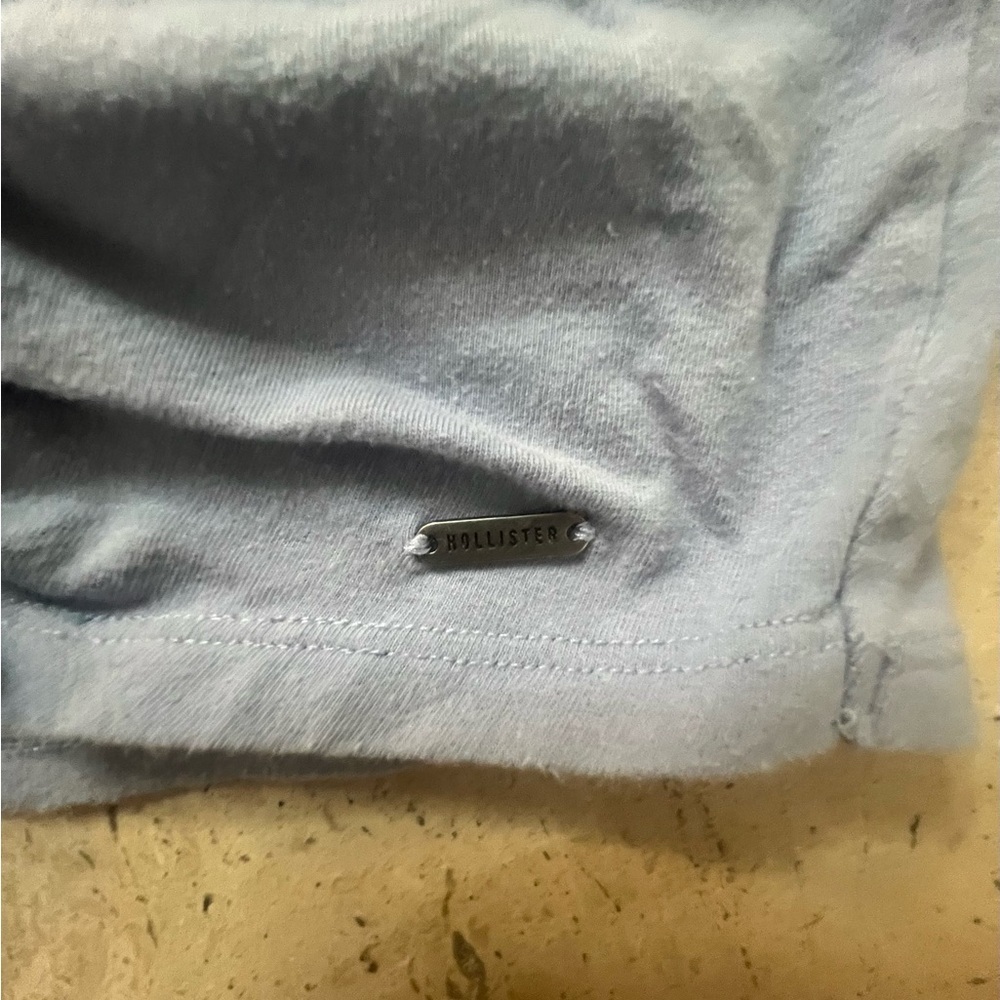 Hollister Blue Crop Top Size Small - Picture 2 of 4